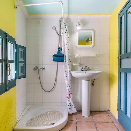 El Nido With Pool Apartment
